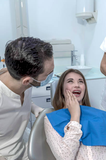 Best Emergency Dental Extractions in High Ridge, MO